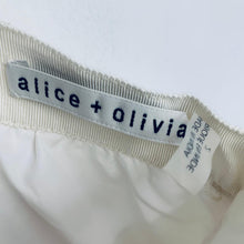 Load image into Gallery viewer, ALICE &amp; OLIVIA White Layered Netted Studded Ladies Peasant Skirt Size UK 6
