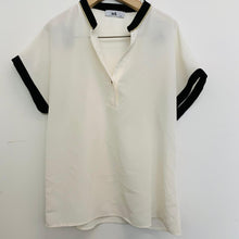 Load image into Gallery viewer, ADL Ladies White Lightweight Cream  Button-Up Collared Black Top XS
