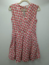 Load image into Gallery viewer, SUNO Ladies Beige &amp; Pink Floral Print Sleeveless Fit &amp; Flare Dress US4 UK8

