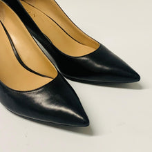 Load image into Gallery viewer, LAUREN RALPH-LAUREN Ladies Black Point Lanette Hi-Heel Leather Court Shoe UK7.5
