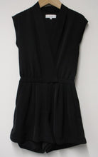 Load image into Gallery viewer, REISS Ladies Black Sleeveless Fit &amp; Flare Louise Playsuit Bodysuit Size UK6
