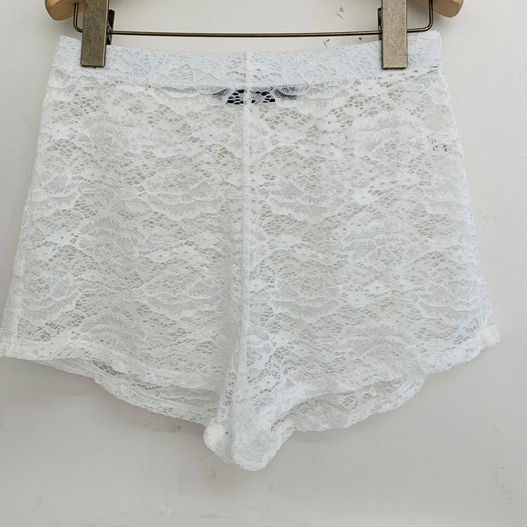 KAREN MILLEN White Ladies Lace Netted Light Shorts UK 10