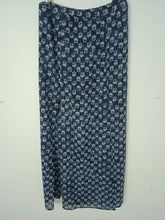 Load image into Gallery viewer, MICHAEL KORS Ladies Blue Floral Print Straight Long Maxi Skirt EU30 UK2
