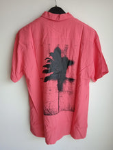 Load image into Gallery viewer, DOUBLE RAINBOUU Ladies Pink Short Sleeve Palme D&#39;or Hawaiian Shirt XS
