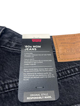 Load image into Gallery viewer, LEVIS 80s Mom Boyfriend Jeans High Waist Core Cotton Black 25 RRP115 BNWT
