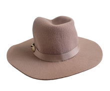 Load image into Gallery viewer, GLADYS TAMEZ Millinery Iggy Cowboy Western Felt Hat Caramel Brown S NEW RRP410
