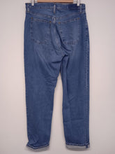 Load image into Gallery viewer, ABERCROMBIE &amp; FITCH Ladies Light Blue 90&#39;s Ultra High Rise Straight Jeans W30
