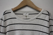 Load image into Gallery viewer, LOU &amp; GREY Light Grey Striped Long Sleeve Round Neck Longline Tunic Top M
