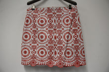 Load image into Gallery viewer, ANN TAYLOR LOFT Ladies Red &amp; White Floral Embroidery Cotton Blend Mini Skirt UK8

