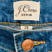 Load image into Gallery viewer, J.CREW Blue Ladies Light Wash Cotton Denim Straight Jeans Size W28 L28
