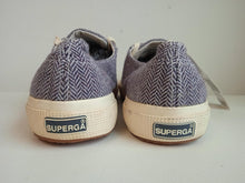 Load image into Gallery viewer, SUPERGA Men&#39;s Blue &amp; White Herringbone Low-Top Lace-Up Trainers Size UK7 NEW
