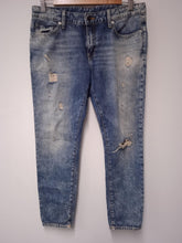 Load image into Gallery viewer, RALPH LAUREN Ladies Blue Cotton Distressed Skinny Boyfriend Jeans Size 29 NEW
