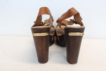 Load image into Gallery viewer, RUSSELL &amp; BROMLEY Ladies Brown Leather Studded Wooden Heels Sandals EU41 UK8
