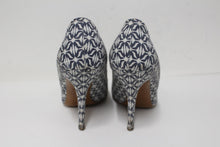 Load image into Gallery viewer, BALLY Ladies Grey &amp; White Geometric Print Pointed Toe Court Shoes EU39.5 UK6.5
