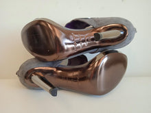 Load image into Gallery viewer, SERGIO ROSSI Ladies Grey &amp; Purple Suede Reflective Detail Court Shoes EU35 UK2
