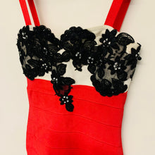 Load image into Gallery viewer, CELEB BOUTIQUE Short Length Sleeveless Halter Red Black Lace Ladies Dress UKS
