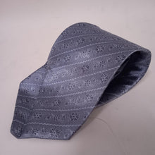 Load image into Gallery viewer, AZZARO Men&#39;s Silver Grey Diagonal Flower Stripe Regular Width Silk Tie
