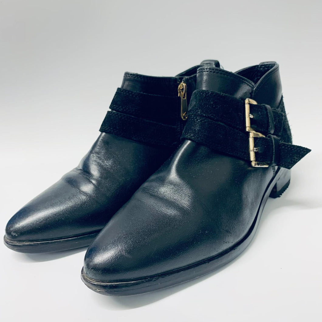 KURT GEIGER Black Ladies Double Buckle Pointed Toe Bootie Shoes Size UK 6