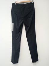 Load image into Gallery viewer, UNIQLO Men&#39;s Black Zip Fly Ultra Light Kando Trousers Size UK W29L34 NEW
