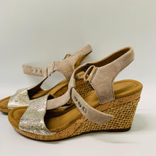 Load image into Gallery viewer, GABOR Gold Ladies Wedge Platform Comfort Sole Heels Shoe UK 6.5
