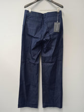 Load image into Gallery viewer, ANTIPODIUM Ladies Navy Blue Cotton Zip Fly Trousers Size W30L35

