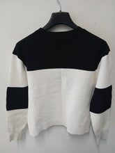 Load image into Gallery viewer, JONATHAN SIMKHIAI Ladies Black &amp; White Long Sleeve Round Neck Jumper Size UK16
