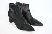 Load image into Gallery viewer, SENSO Ladies Black Fur Pointed Block Heel Ankle Boots EU39 UK6
