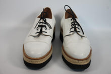 Load image into Gallery viewer, CARVELA KURT GEIGER Ladies White Leather Wedge Heel Lace-Up Shoes EU37 UK4
