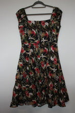 Load image into Gallery viewer, COLLECTIF Ladies Multicolour Floral Jute Sleeveless Square Neck Dress EU46 UK18
