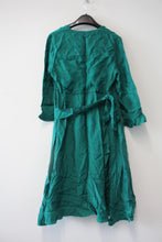 Load image into Gallery viewer, SUNCOO Ladies Emerald Green Flounced Hem Clarisse Robe Wrap Dress Size 1/S
