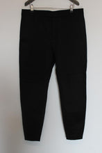 Load image into Gallery viewer, COS Men&#39;s Black Carrot Trousers Size L
