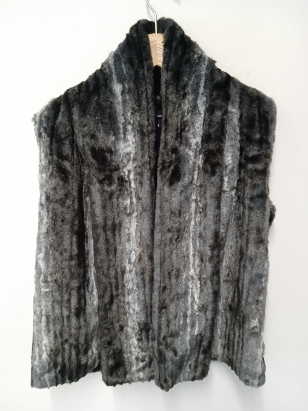 FRENCH CONNECTION Ladies Grey Fluffy Long Sleeve Zipless Gilet Size UK S