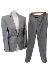 Load image into Gallery viewer, MARKS &amp; SPENCER Ladies Grey Dogtooth Long Sleeve V-Neck Trouser Suit Size UK8
