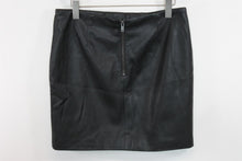 Load image into Gallery viewer, LABEL LAB Ladies Black Faux Leather Asymmetric Zip Detail Mini Skirt EU40 UK12
