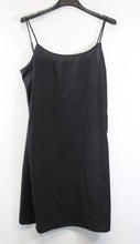 Load image into Gallery viewer, TED BAKER Ladies  Simarra Florence Black Multi Floral Midi Dress w Slip 3/M
