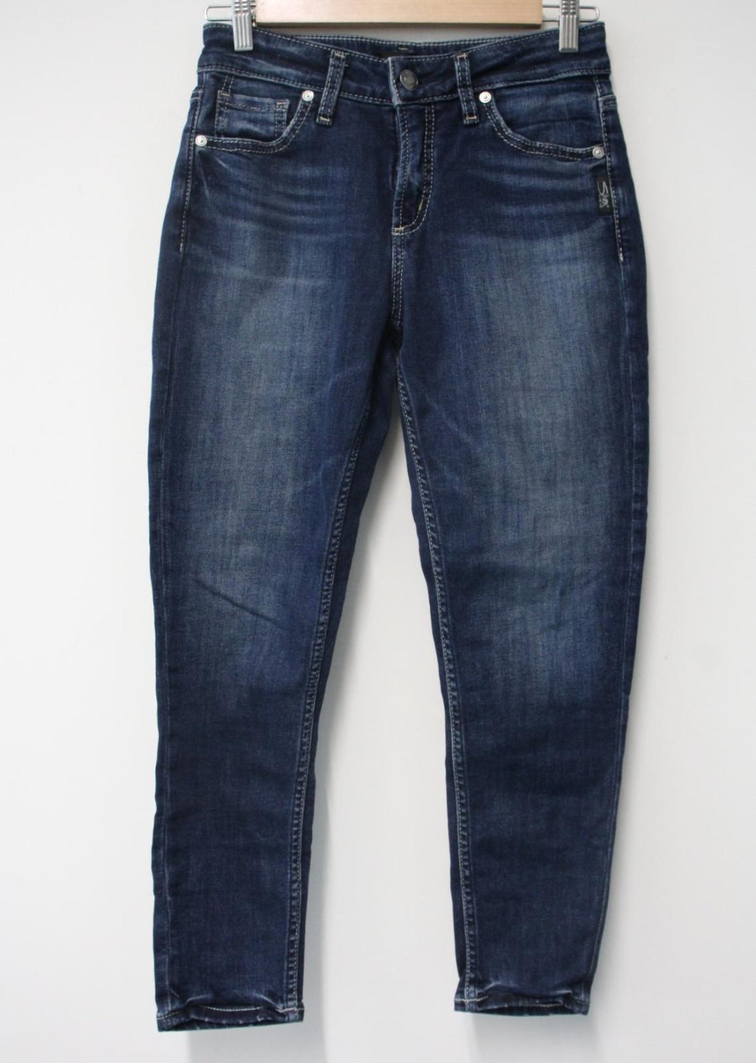 SILVER JEANS CO. Ladies Dark Blue Cotton Blend Avery Skinny Crop Jeans W27 L25