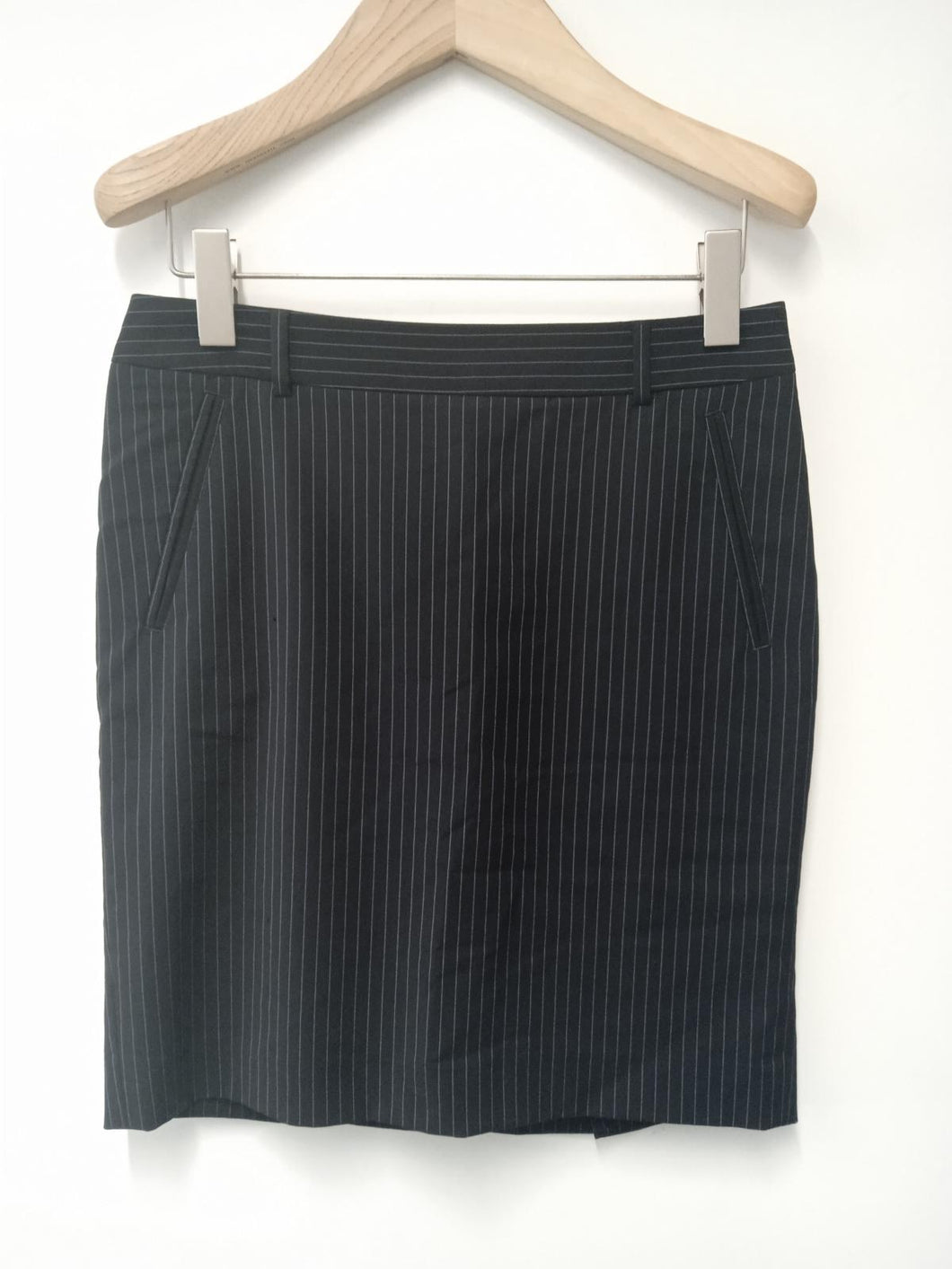 MAISSIMO DUTTI Ladies Black Pinstripe Pencil Skirt Size UK8