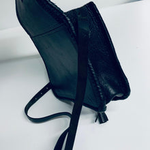 Load image into Gallery viewer, Black Ladies Classic Messenger Bag Shoulder Vintage Handbag Size Medium
