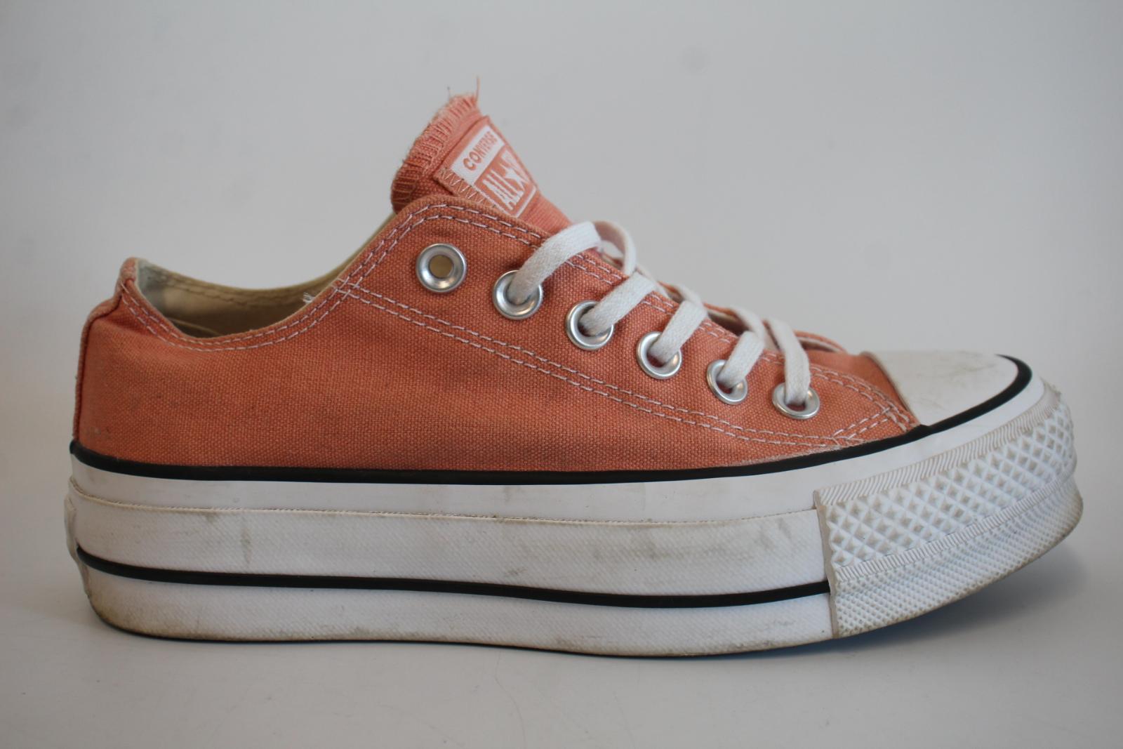 CONVERSE Ladies Peach Pink Canvas Chuck Taylor All Star Lift Sneakers ReThread