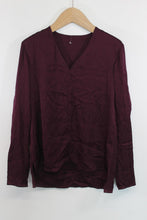 Load image into Gallery viewer, HUGO BOSS Ladies Burgundy Silk Long Sleeve V-Neck Ivala Top EU34 UK6
