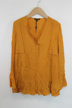 Load image into Gallery viewer, MASSIMO DUTTI Ladies Mustard Yellow Flared Sleeve/Hem Tunic Top EU34 UK6
