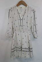 Load image into Gallery viewer, WITCHERY Ladies White Long Sleeve V-Neck Knee Length Tunic Dress XXXS
