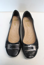 Load image into Gallery viewer, CLARKS Ladies Black Patent Blanche West Women&#39;s Wide Fit Casual Shoes EU39.5 UK6
