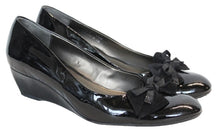 Load image into Gallery viewer, VAN DAL Ladies Lille Patent Leather Bow Details Slip On Wedge Shoes EU40 UK6.5D
