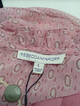 Load image into Gallery viewer, REBECCA MINKOFF Ladies Pink Ruffle Detail Carla Blouse Top Size UK L NEW
