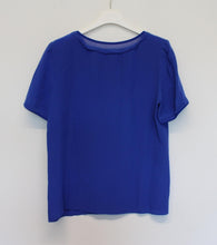 Load image into Gallery viewer, BROADWAY &amp; BROOME Ladies Blue Short Sleeve Lightweight Silk Blouse Top S
