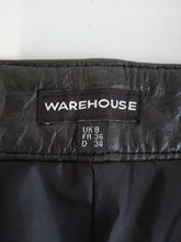Load image into Gallery viewer, WAREHOUSE Ladies Black Leather Zip-Fly 4-Pocket Mid-Rise Shorts Size UK8
