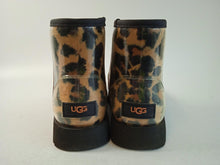 Load image into Gallery viewer, UGG Ladies Brown &amp; Black Classic Clear Mini Panther Ankle Boots Size UK3
