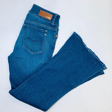 Load image into Gallery viewer, REPLAY Ladies Blue Light Wash Flare Fit New-Luz Jeans Wide-Leg W29 L31
