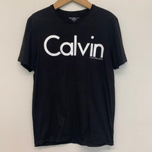 Load image into Gallery viewer, CALVIN KLEIN Black Men&#39;s Short Sleeve Round Neck White Lettering T-Shirt UK S
